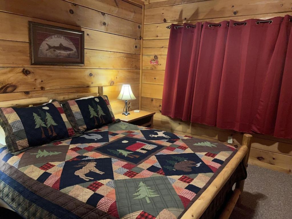 Story Brook: Beautiful True Log Cabin! Close To Dollywood, State Park, And More! Sevierville Eksteriør bilde
