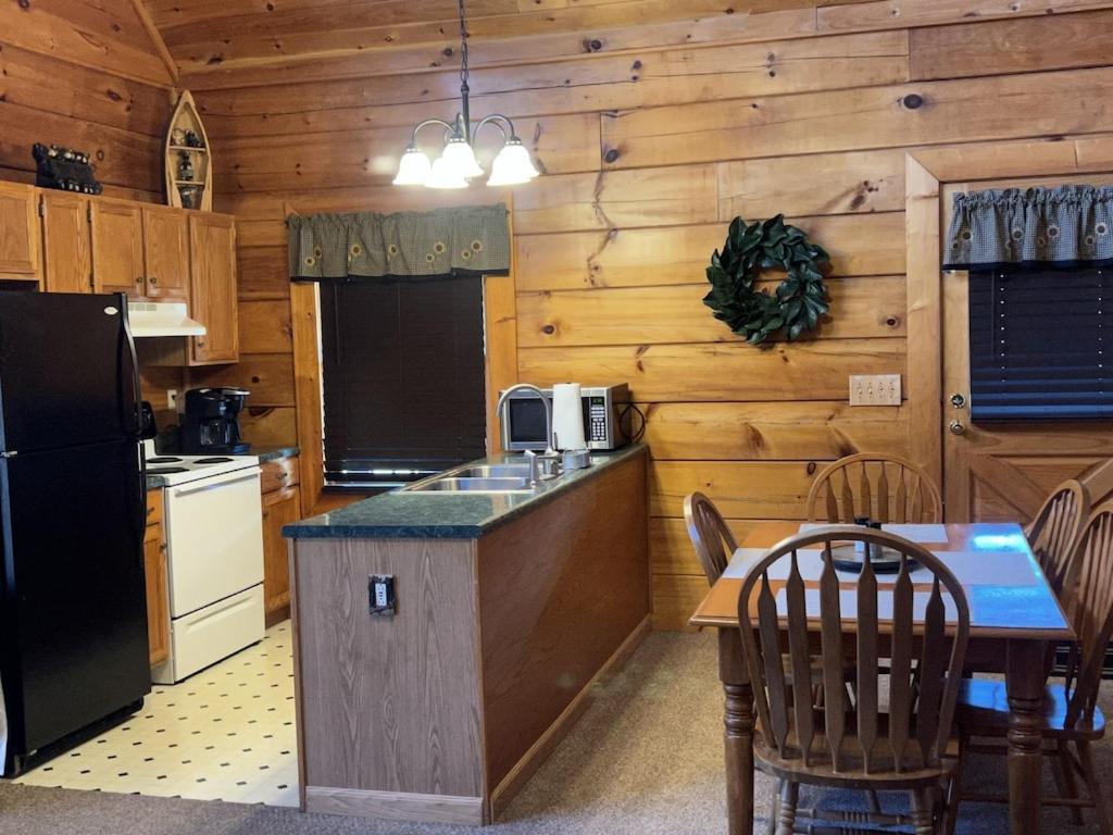 Story Brook: Beautiful True Log Cabin! Close To Dollywood, State Park, And More! Sevierville Eksteriør bilde